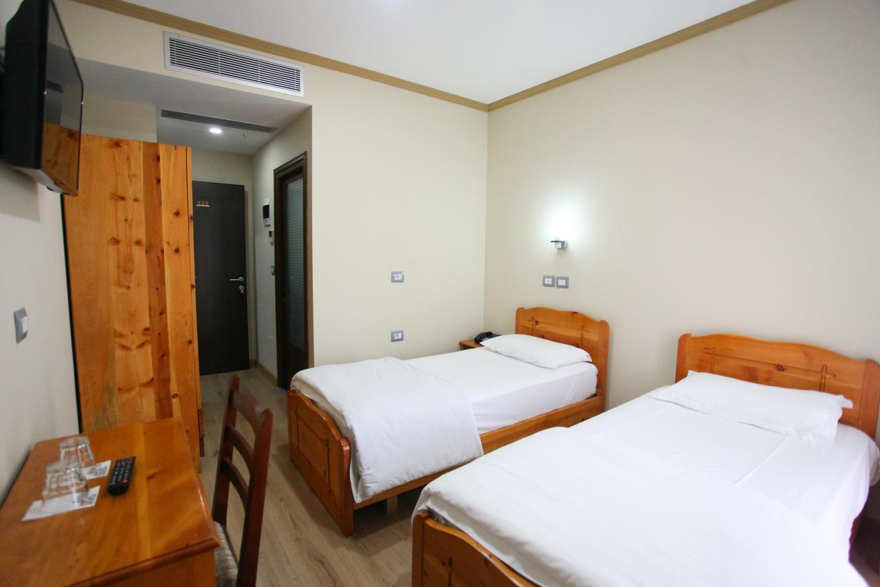 Panorama Rooms Hotel Near The Old Bazaar Krujë Exteriör bild